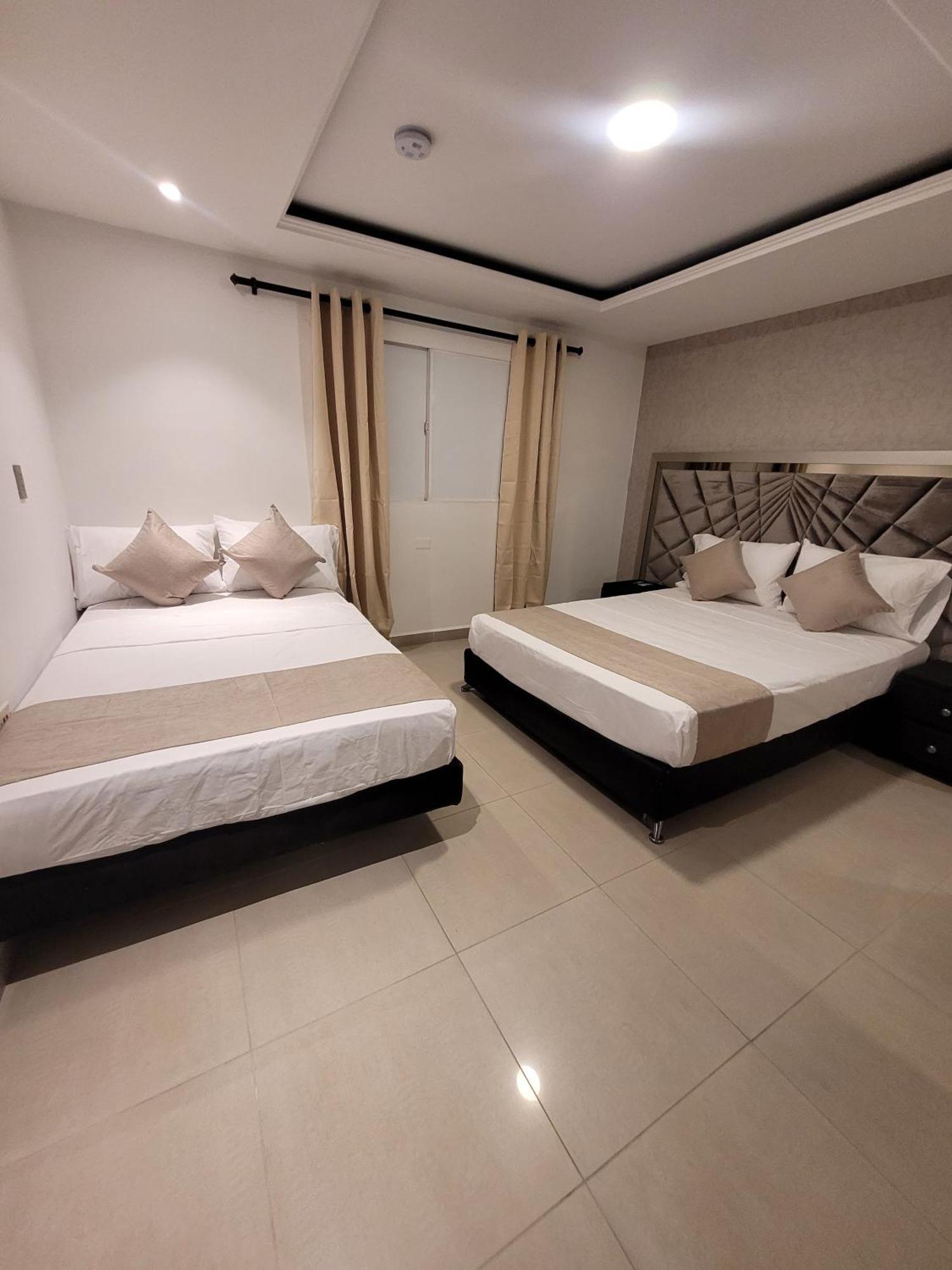 Hotel Med 33 Medellin Luaran gambar